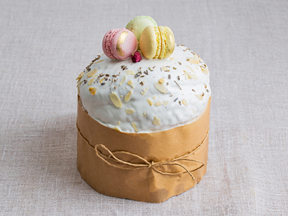 Кулич дрожжевой с белковой глазурью, ассорти печенье - макарунс